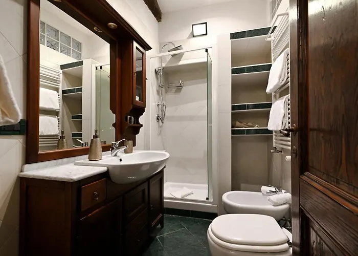 Guest house Vicolo Dell'aquila - Residenze Romanae 4*