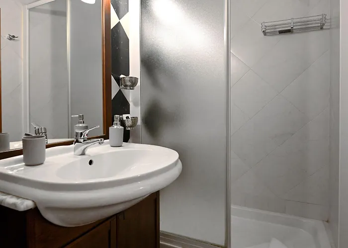 Vicolo Dell'aquila - Residenze Romanae Rome