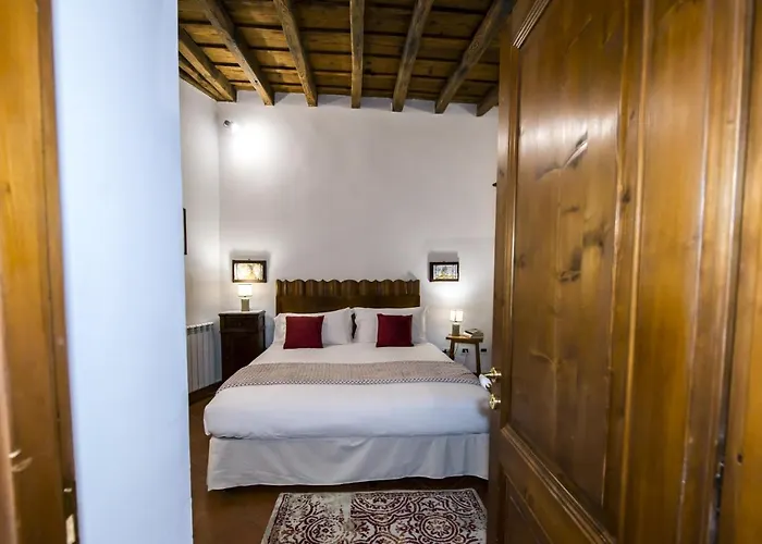 Guest house Vicolo Dell'aquila - Residenze Romanae 4*