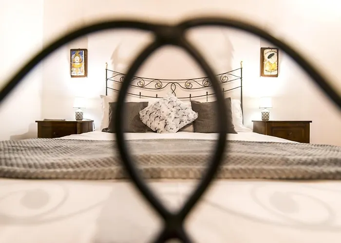 Vicolo Dell'aquila - Residenze Romanae Гостевой дом